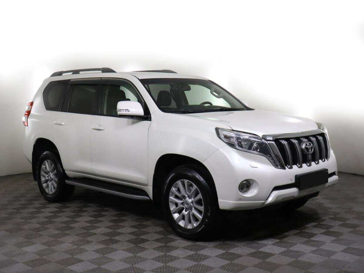 Toyota Land Cruiser Prado 2015 года с пробегом. Фото: #1