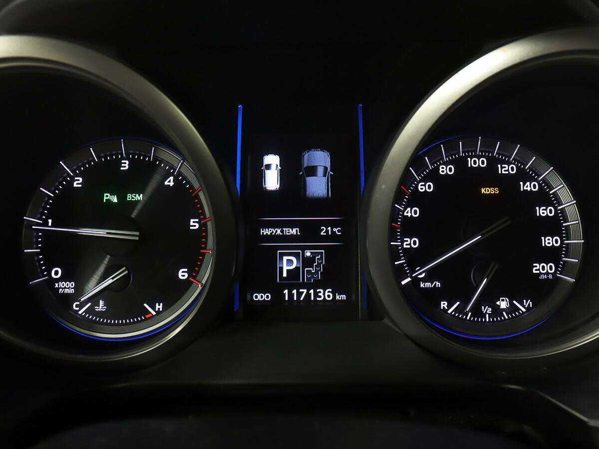 Toyota Land Cruiser Prado 2015 года с пробегом. Фото: #9