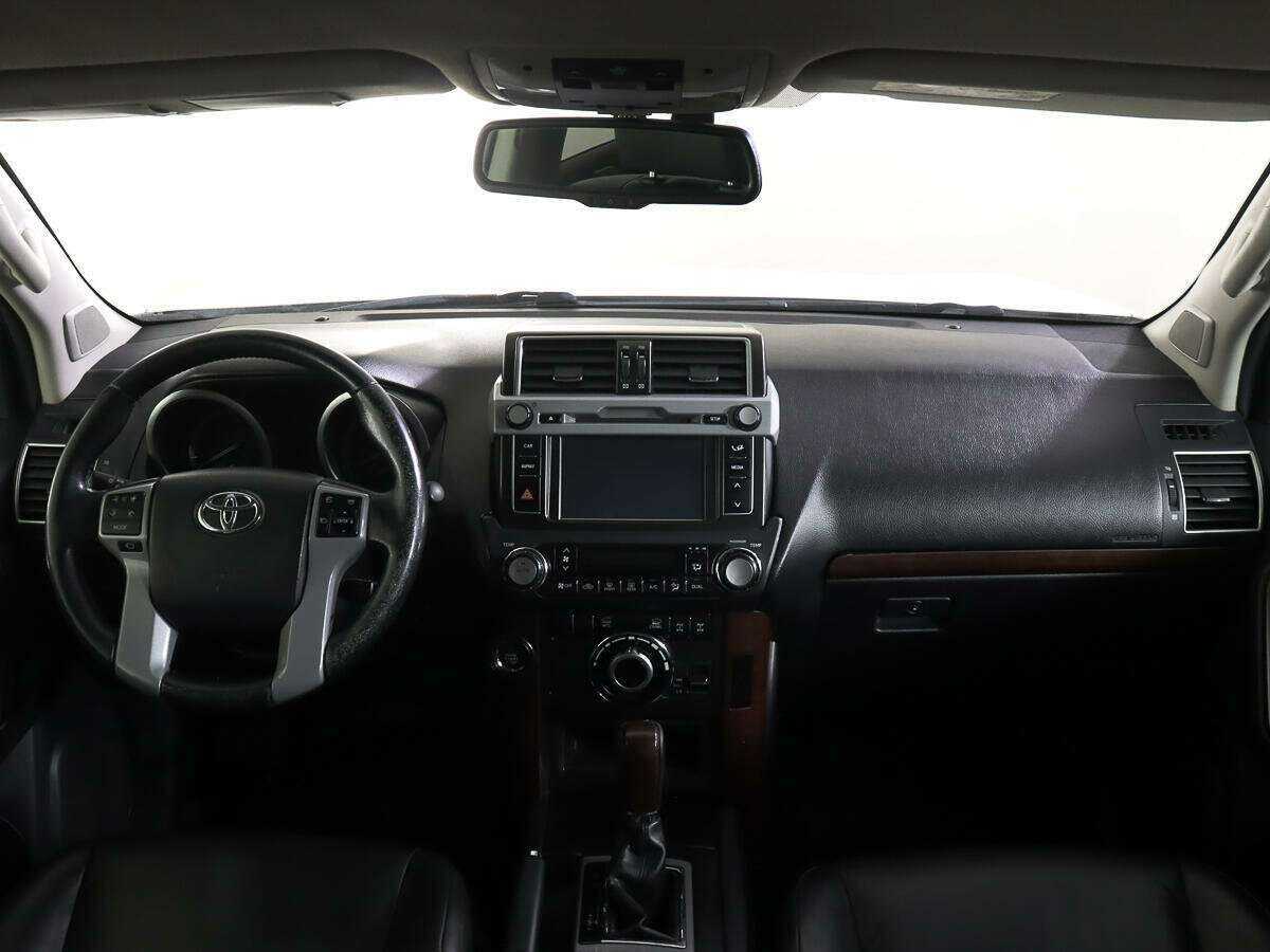 Toyota Land Cruiser Prado 2015 года с пробегом. Фото: #10