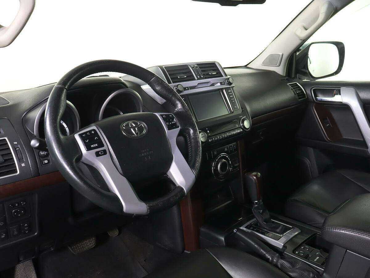 Toyota Land Cruiser Prado 2015 года с пробегом. Фото: #12