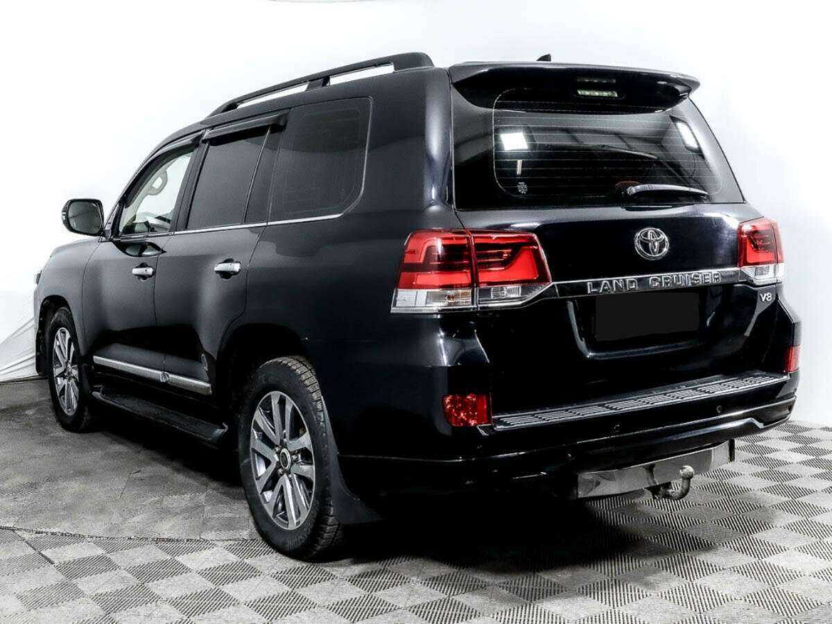 Toyota Land Cruiser 2015 года с пробегом. Фото: #3