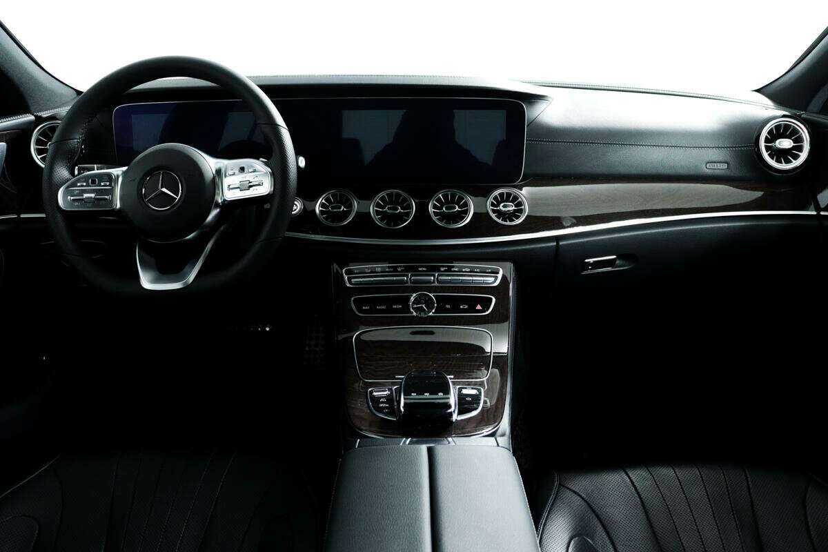 Mercedes-Benz CLS 2020 года с пробегом. Фото: #10