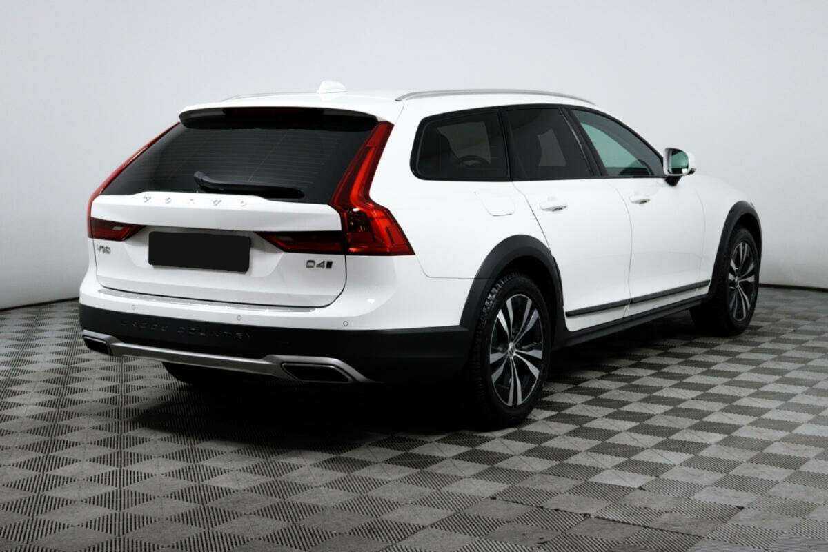 Volvo V90 Cross Country 2020 года с пробегом. Фото: #4