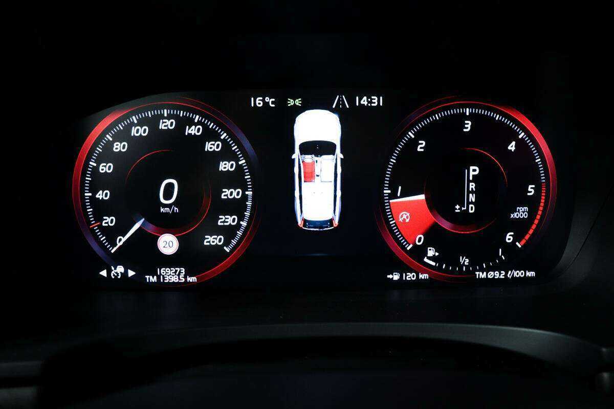 Volvo V90 Cross Country 2020 года с пробегом. Фото: #9