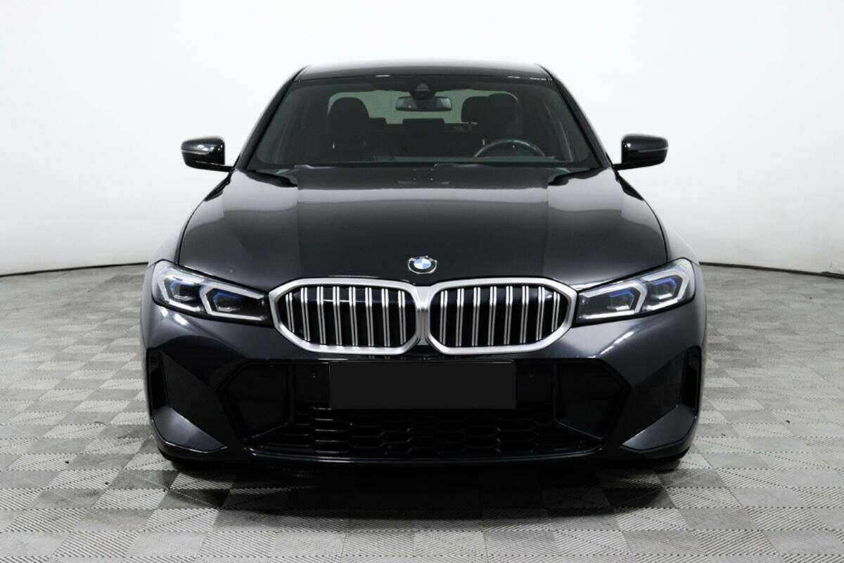 BMW 3 серии 2022 года с пробегом. Фото: #1