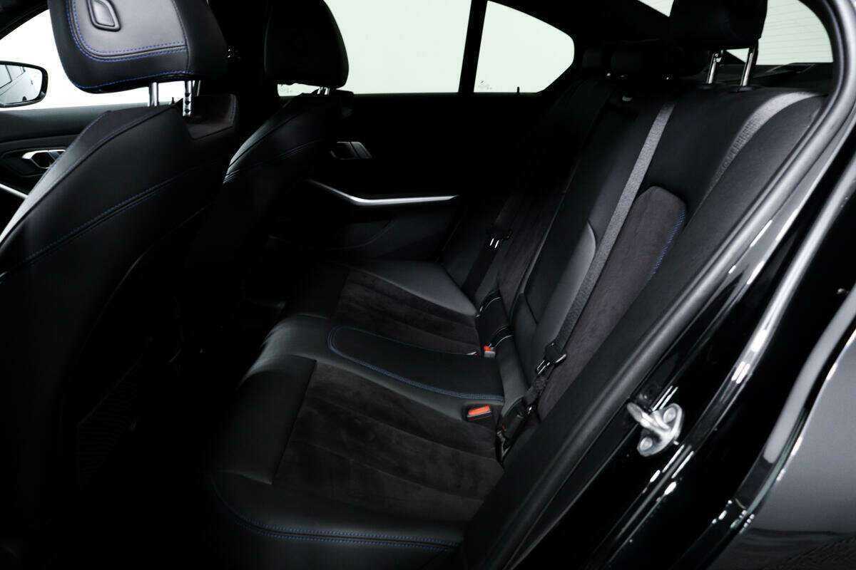 BMW 3 серии 2022 года с пробегом. Фото: #11