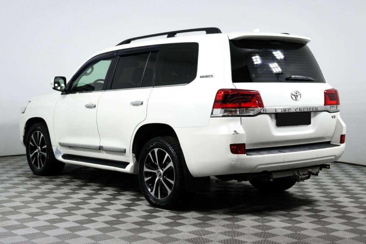 Toyota Land Cruiser 2015 года с пробегом. Фото: #6