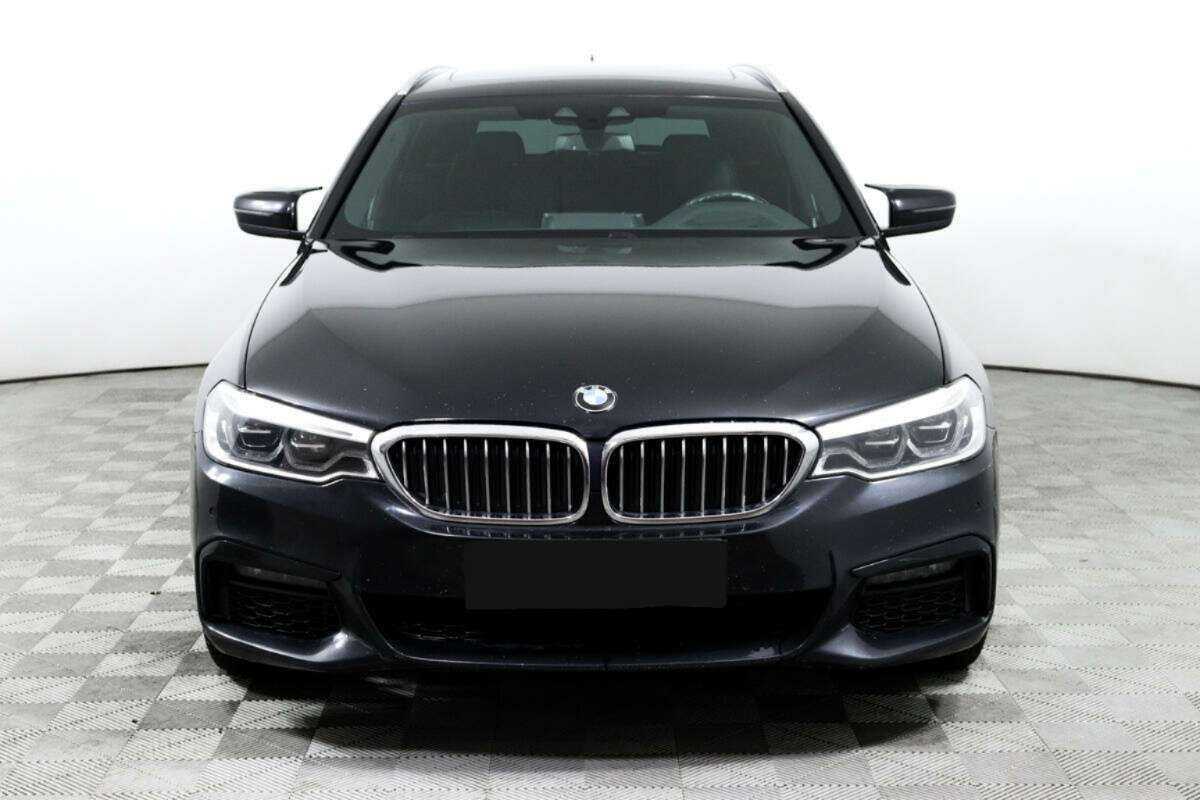 BMW 5 серии 2019 года с пробегом. Фото: #1