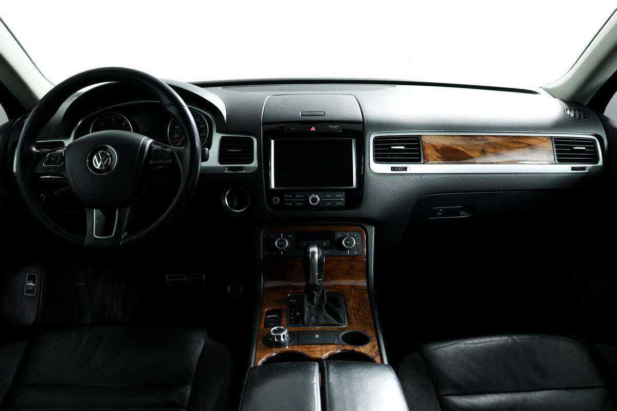 Volkswagen Touareg 2011 года с пробегом. Фото: #10