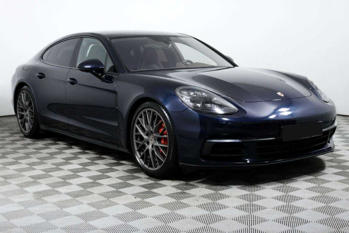 Porsche Panamera 2017 года с пробегом. Фото: #2