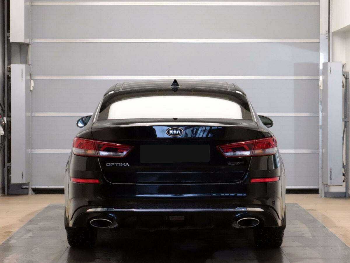Kia Optima 2018 года с пробегом. Фото: #4