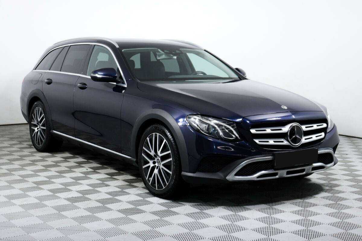 Mercedes-Benz E-Класс 2020 года с пробегом. Фото: #2