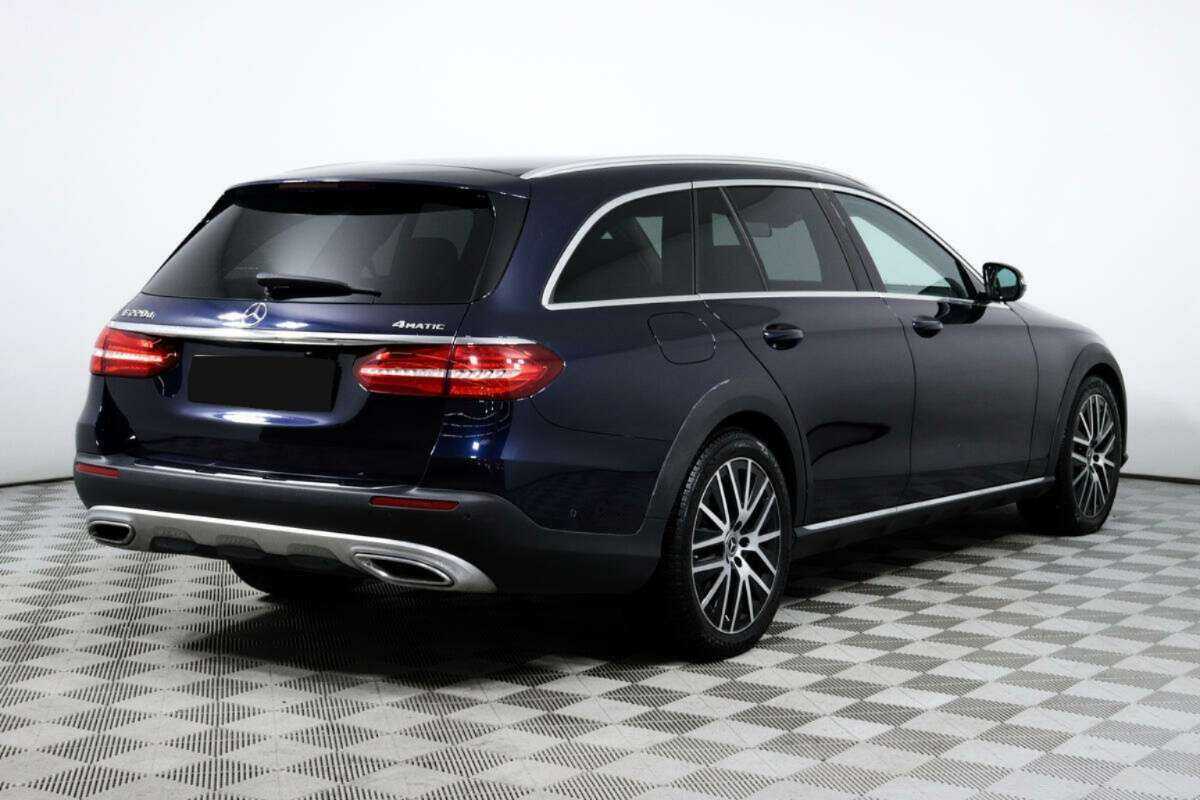 Mercedes-Benz E-Класс 2020 года с пробегом. Фото: #4