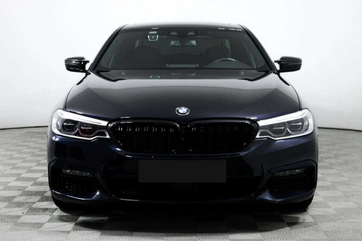 BMW 5 серии 2019 года с пробегом. Фото: #1