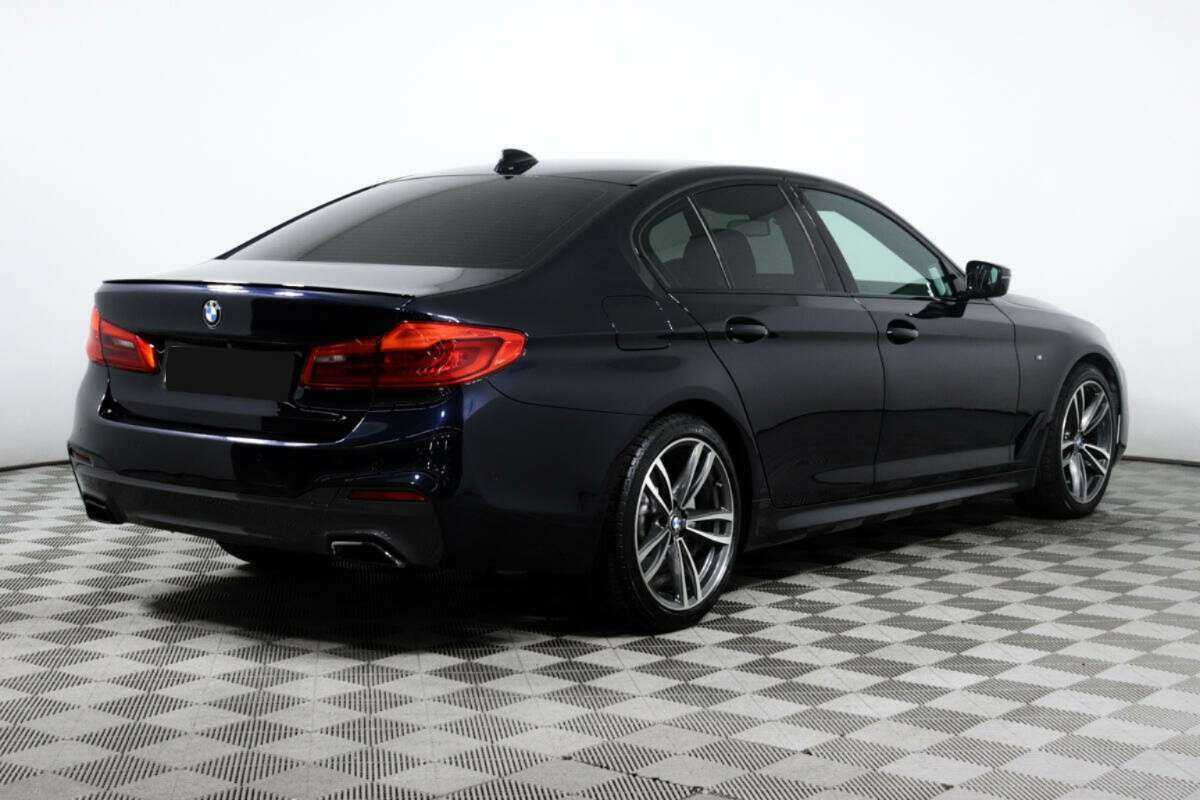BMW 5 серии 2019 года с пробегом. Фото: #4