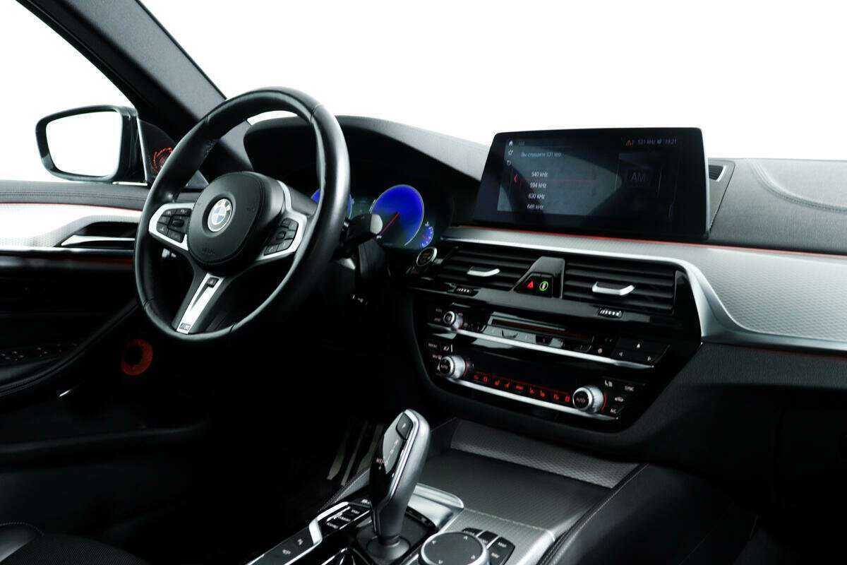 BMW 5 серии 2019 года с пробегом. Фото: #8