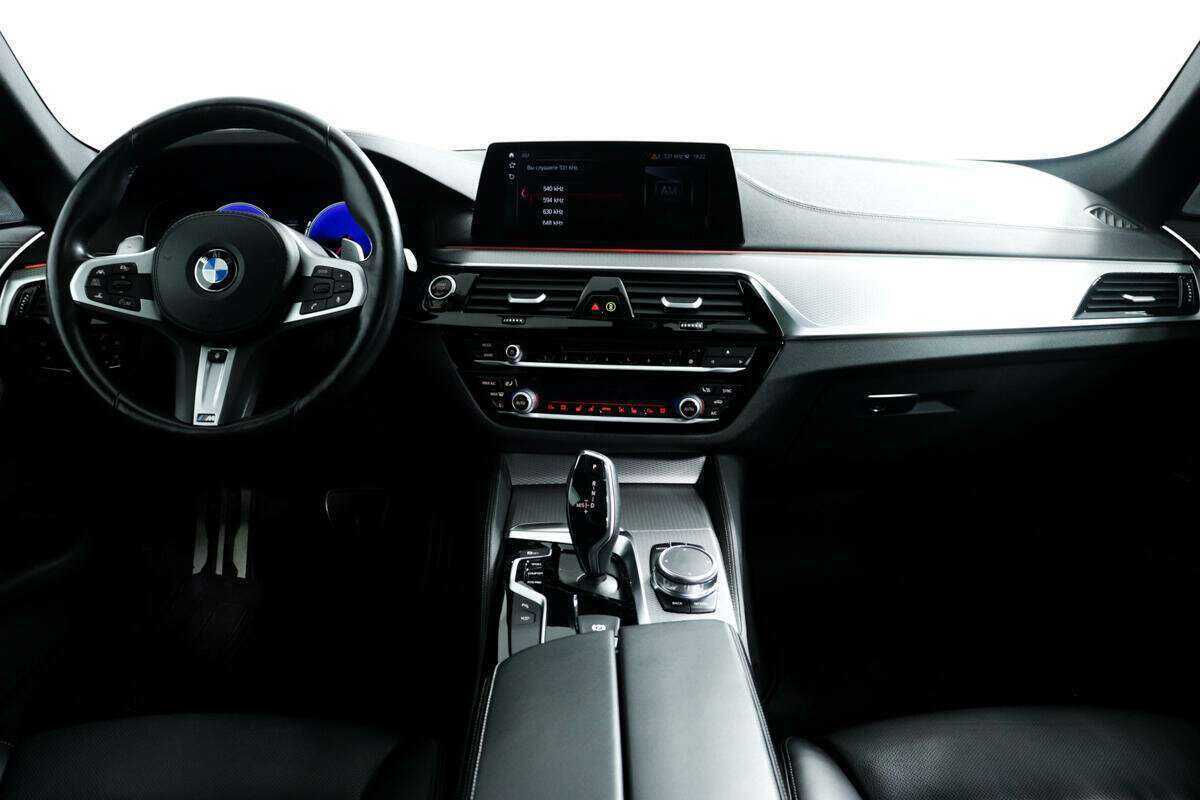 BMW 5 серии 2019 года с пробегом. Фото: #10