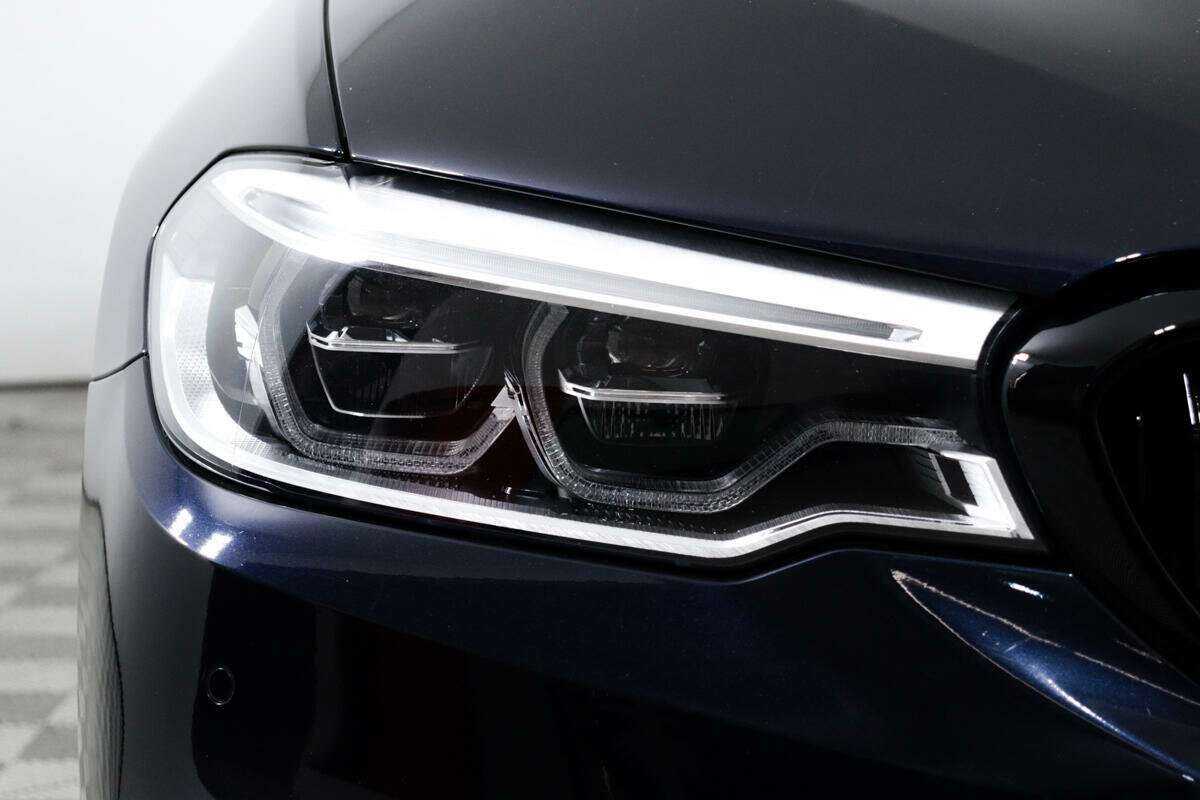 BMW 5 серии 2019 года с пробегом. Фото: #14