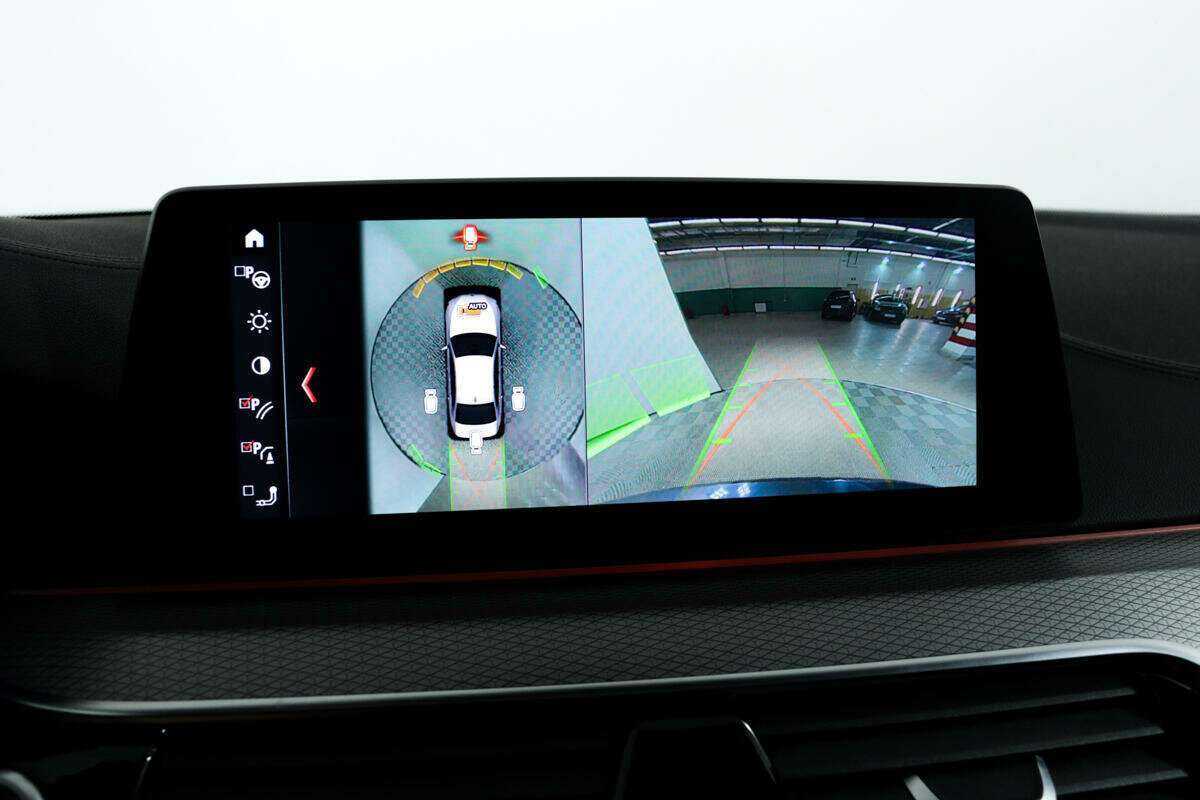 BMW 5 серии 2019 года с пробегом. Фото: #15