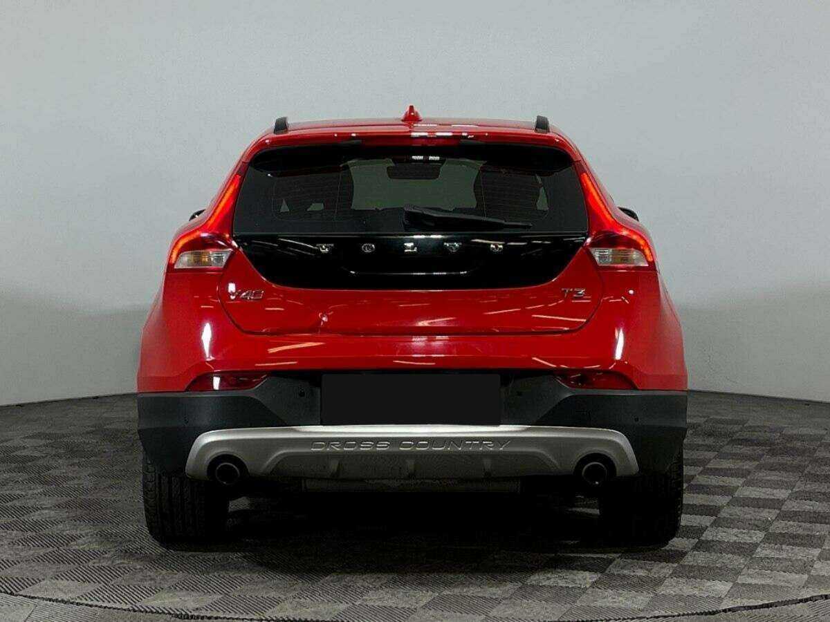 Volvo V40 Cross Country 2018 года с пробегом. Фото: #5