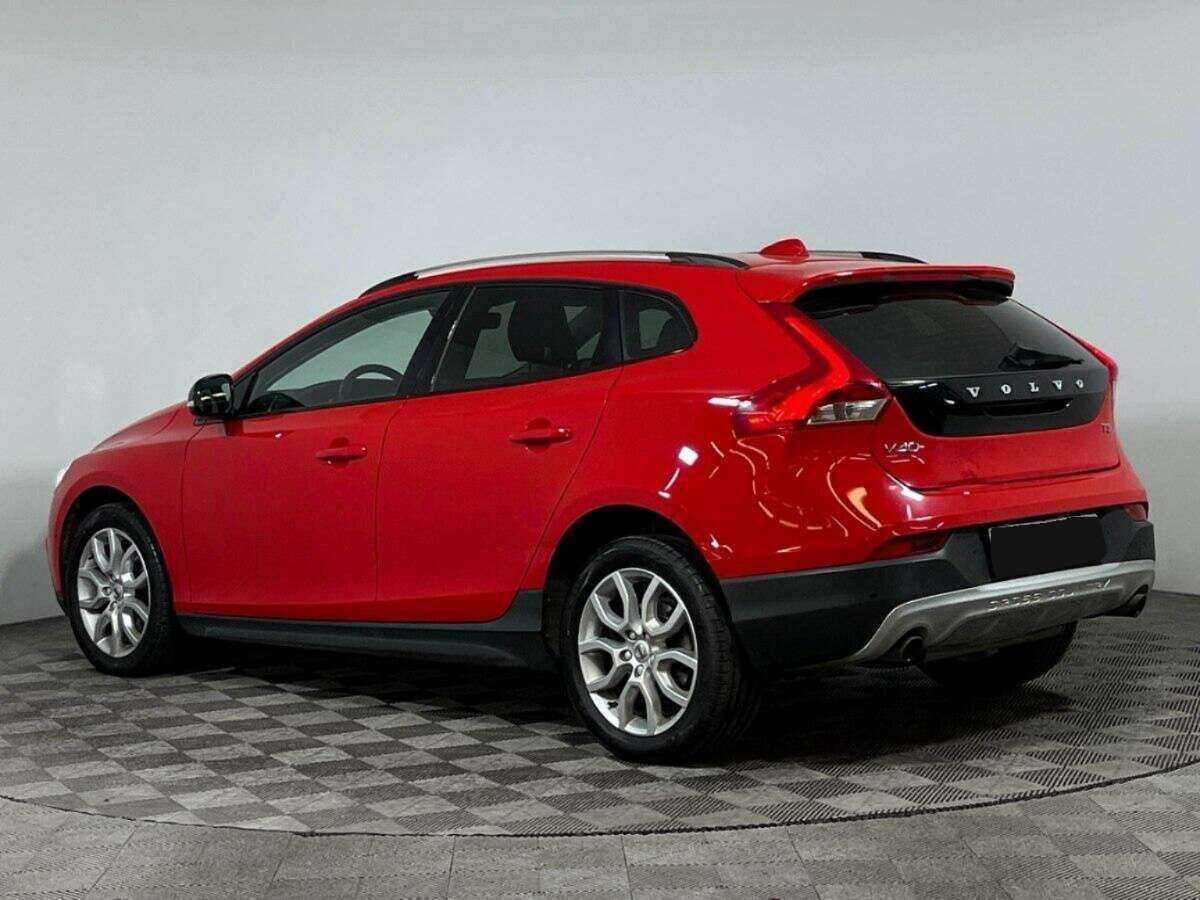 Volvo V40 Cross Country 2018 года с пробегом. Фото: #6