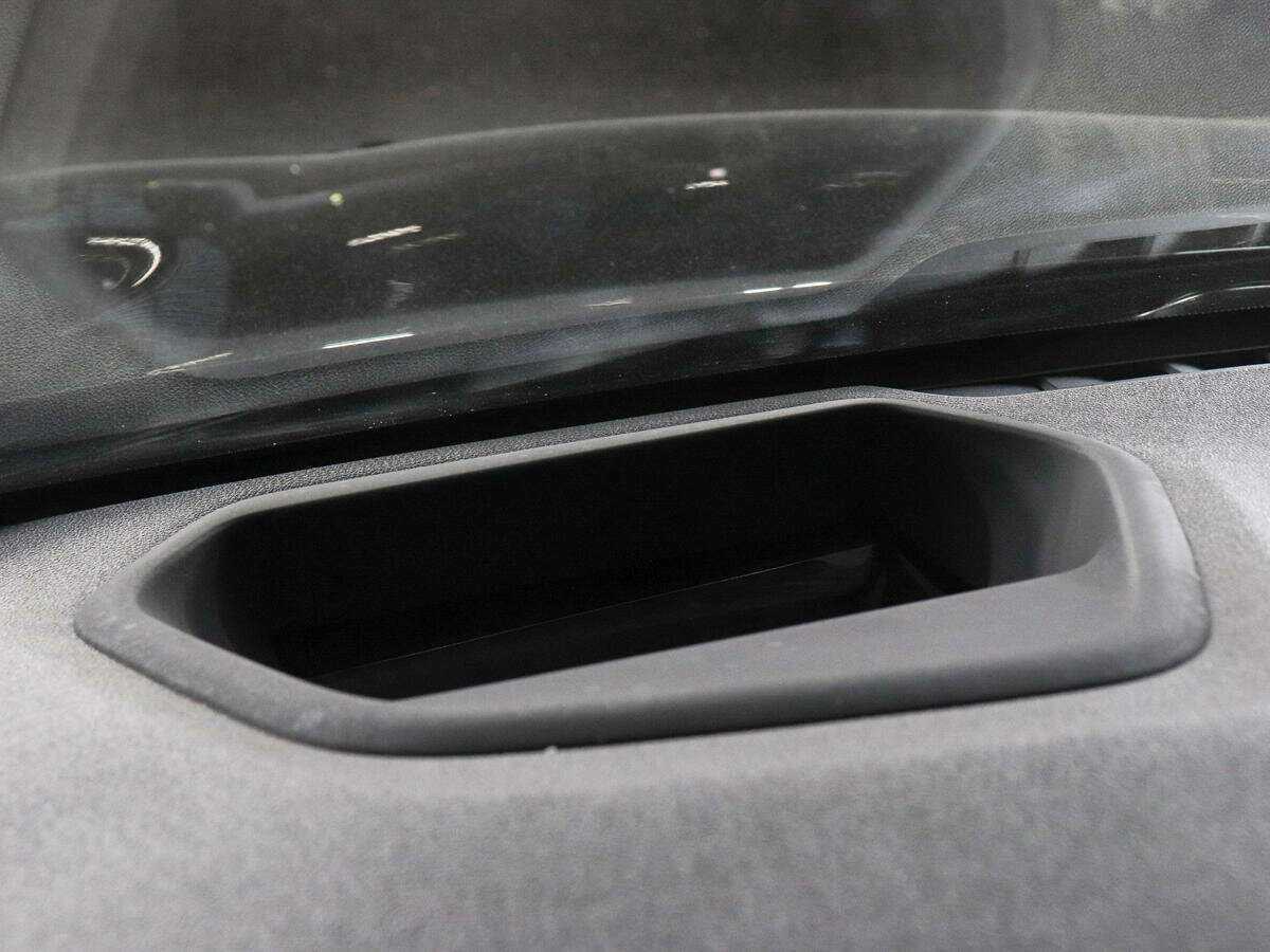 BMW 5 серии 2019 года с пробегом. Фото: #11