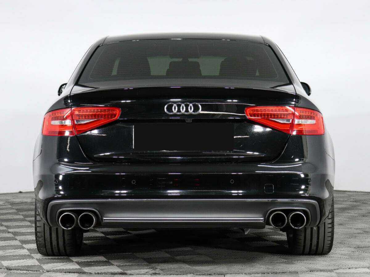 Audi A4 2014 года с пробегом. Фото: #5