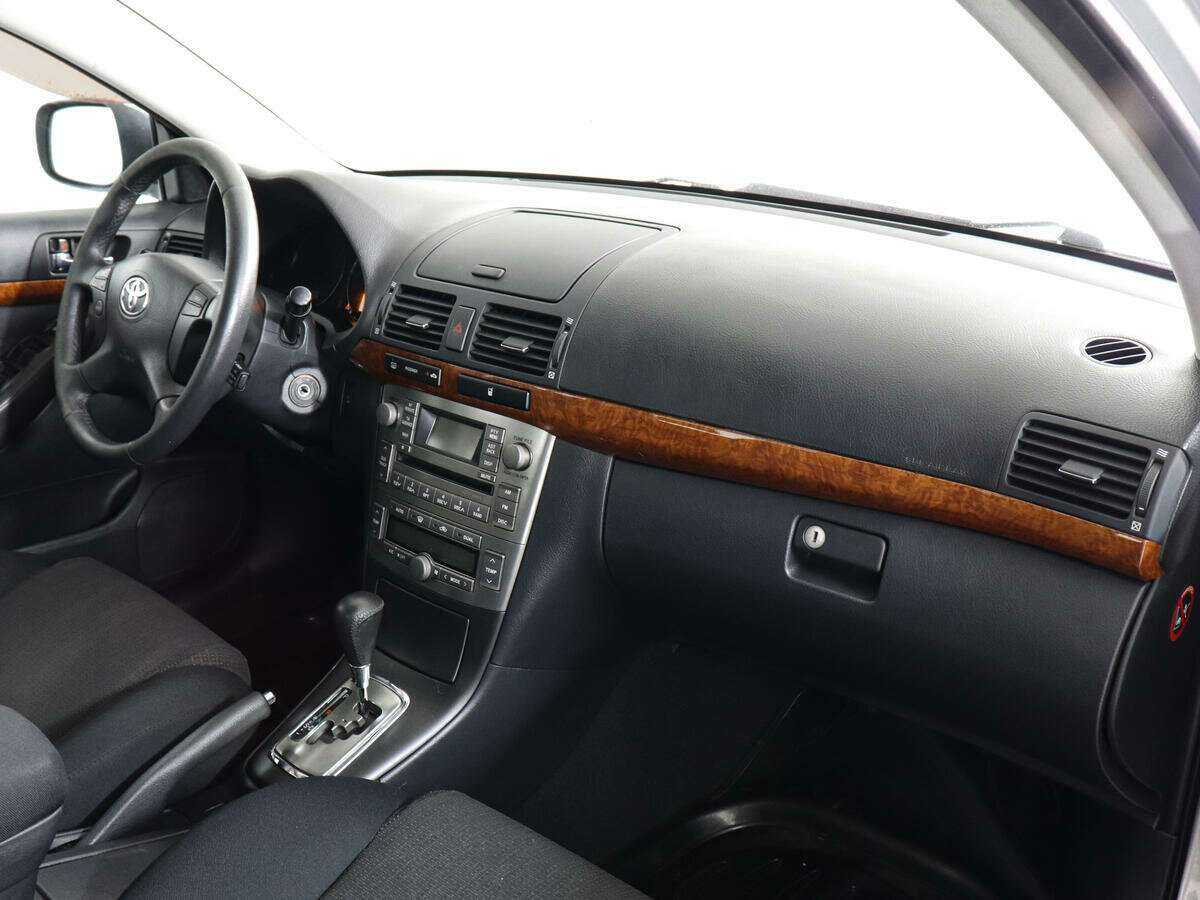 Toyota Avensis 2006 года с пробегом. Фото: #5
