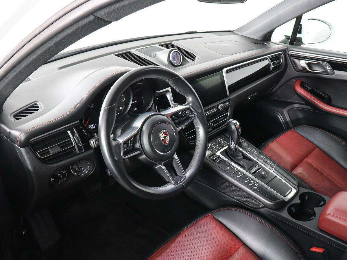 Porsche Macan 2019 года с пробегом. Фото: #8