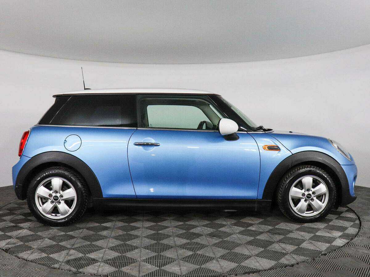 Mini Hatch 2018 года с пробегом. Фото: #3