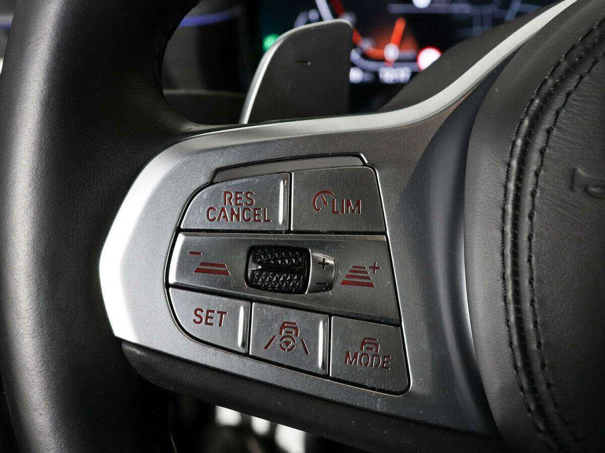 BMW 7 серии 2021 года с пробегом. Фото: #10