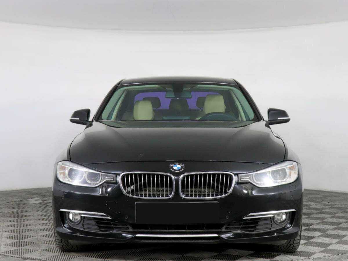 BMW 3 серии 2012 года с пробегом. Фото: #2