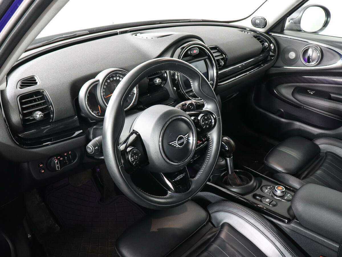 Mini Clubman 2018 года с пробегом. Фото: #8