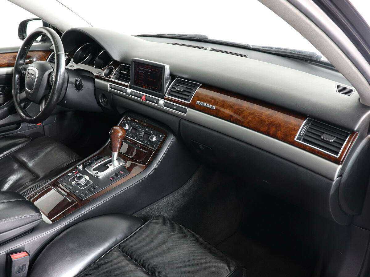 Audi A8 2007 года с пробегом. Фото: #9