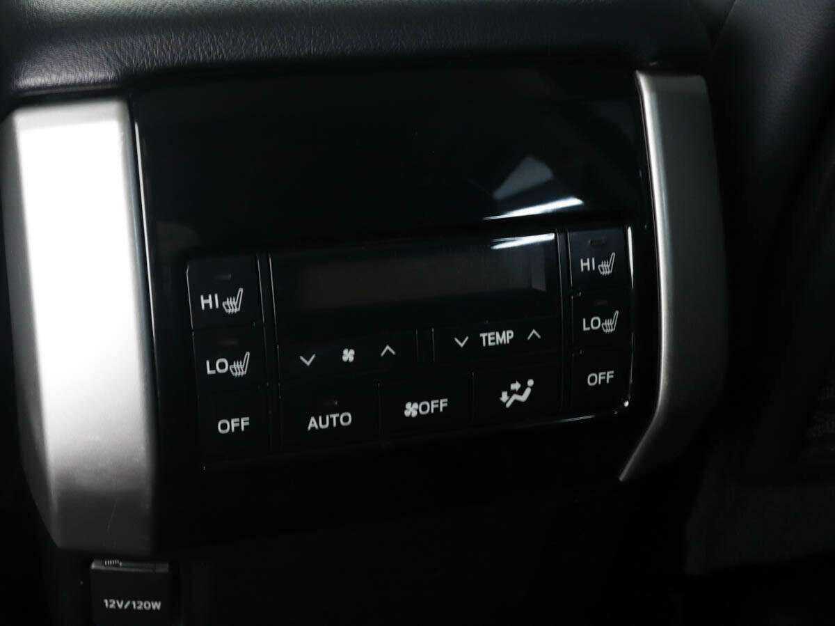 Toyota Land Cruiser Prado 2019 года с пробегом. Фото: #13