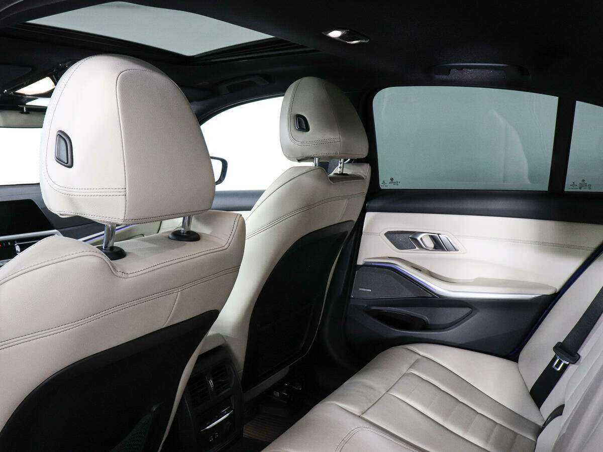 BMW 3 серии 2020 года с пробегом. Фото: #9