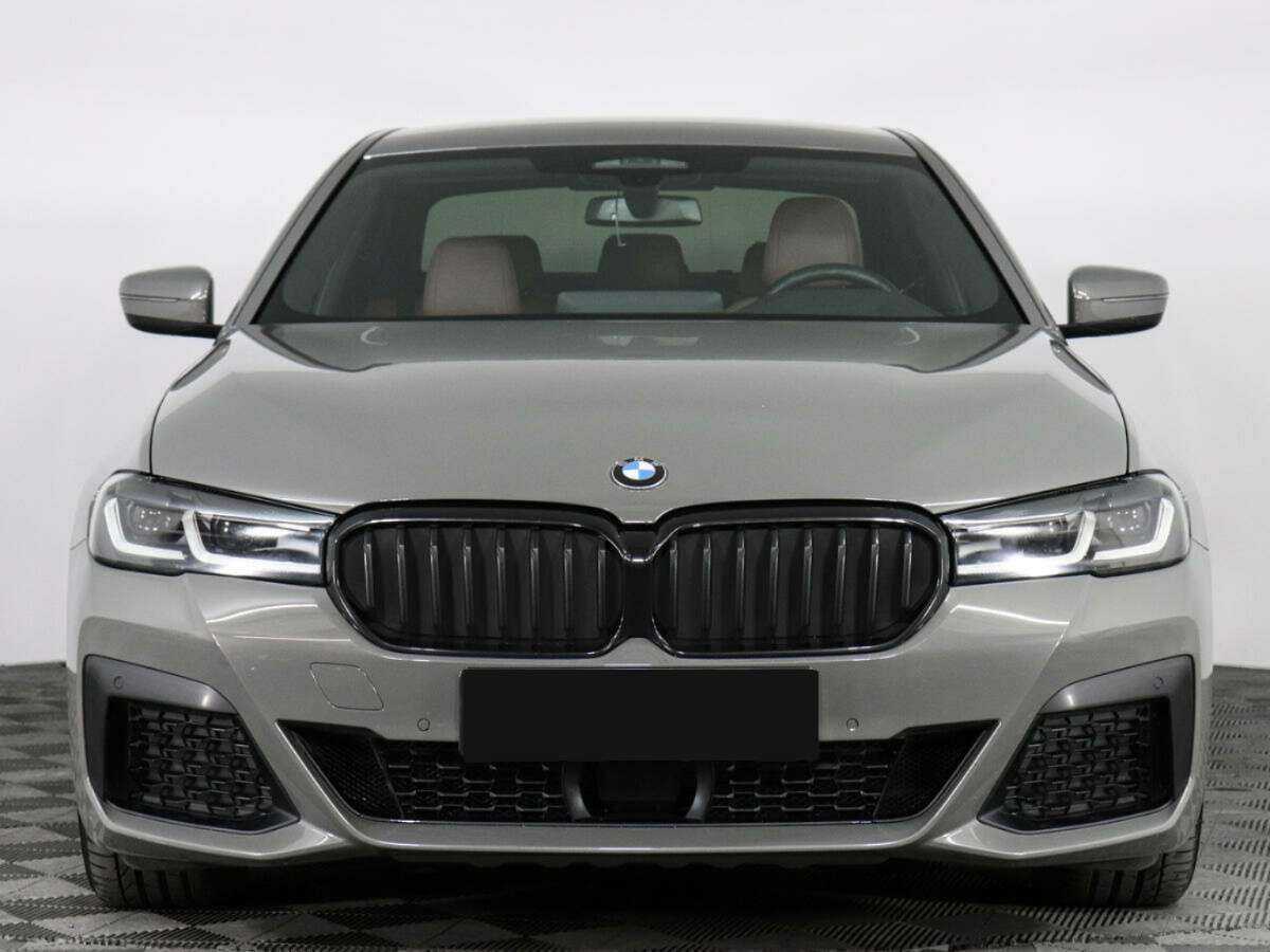 BMW 5 серии 2021 года с пробегом. Фото: #2