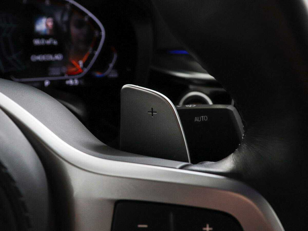 BMW 5 серии 2021 года с пробегом. Фото: #10