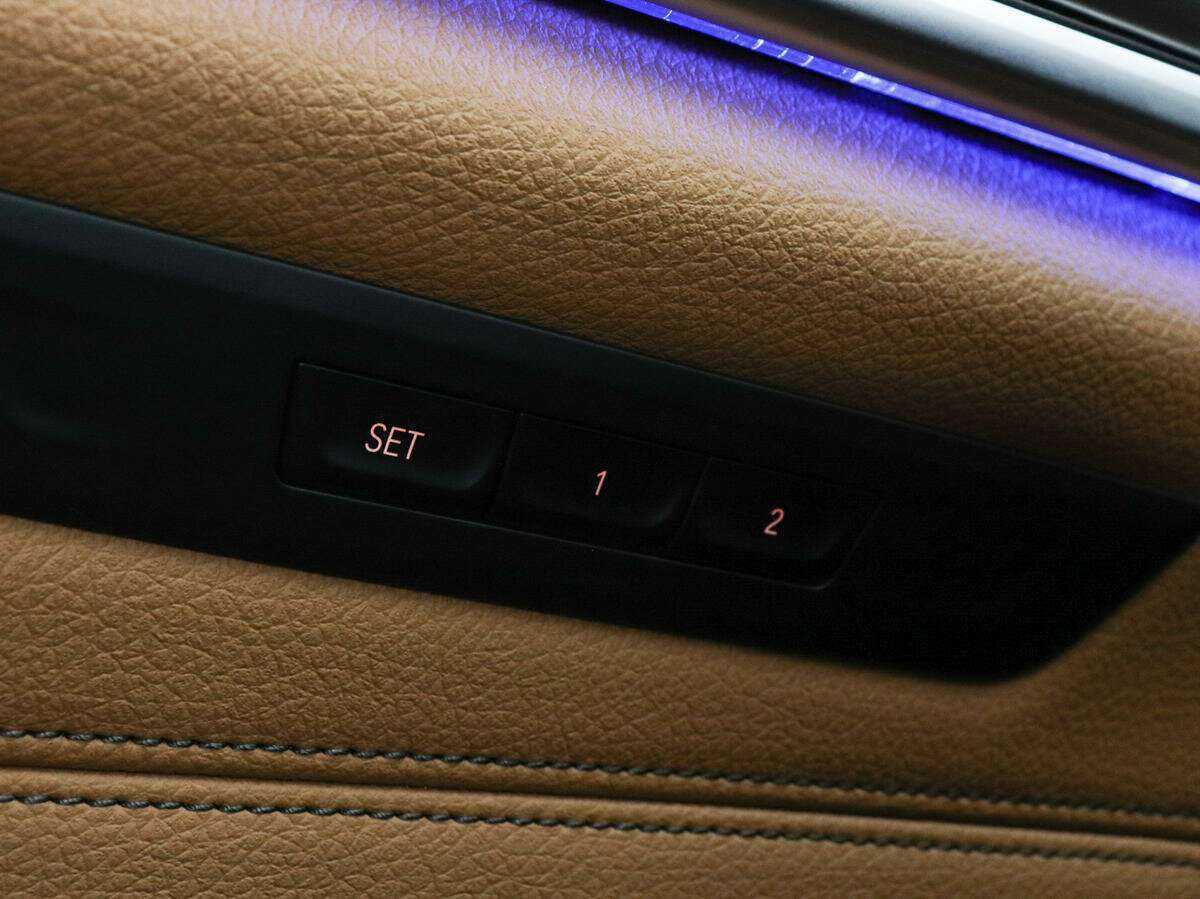 BMW 5 серии 2021 года с пробегом. Фото: #12