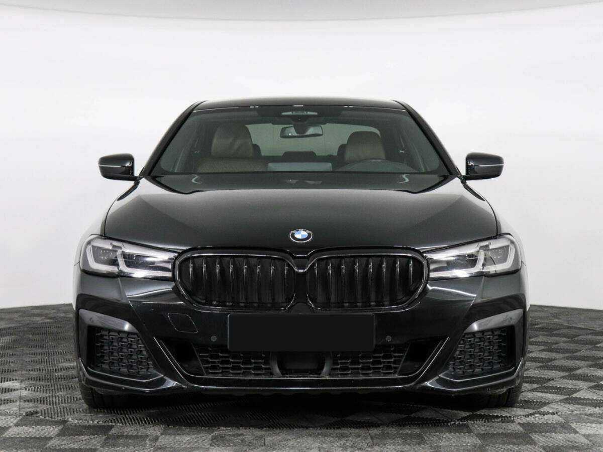 BMW 5 серии 2020 года с пробегом. Фото: #2
