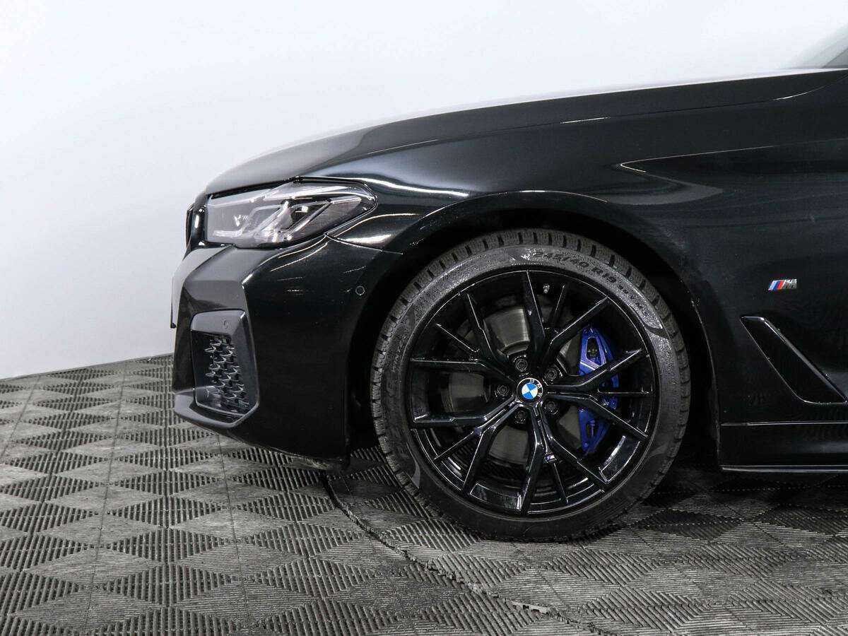 BMW 5 серии 2020 года с пробегом. Фото: #5