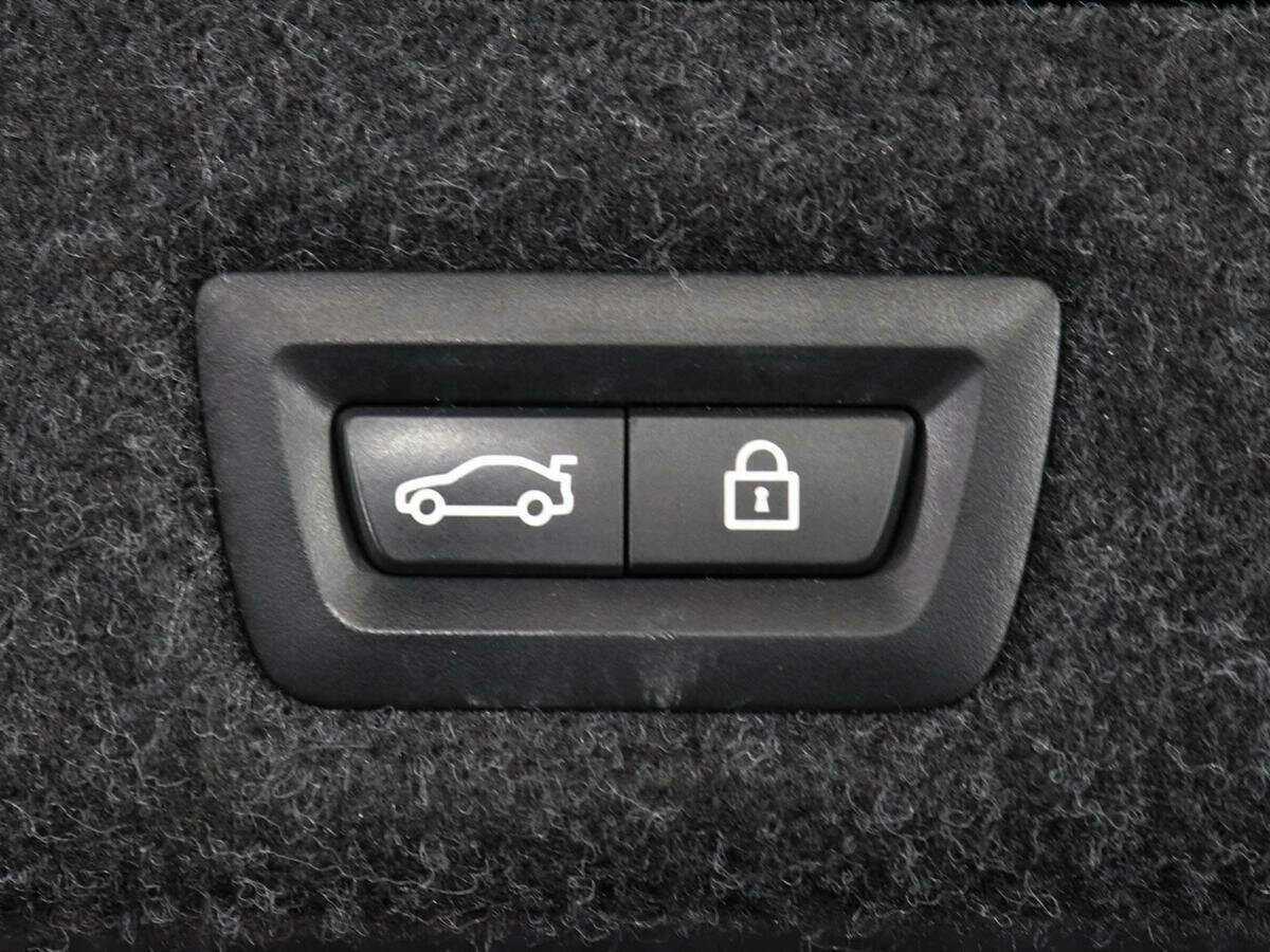 BMW 5 серии 2020 года с пробегом. Фото: #17