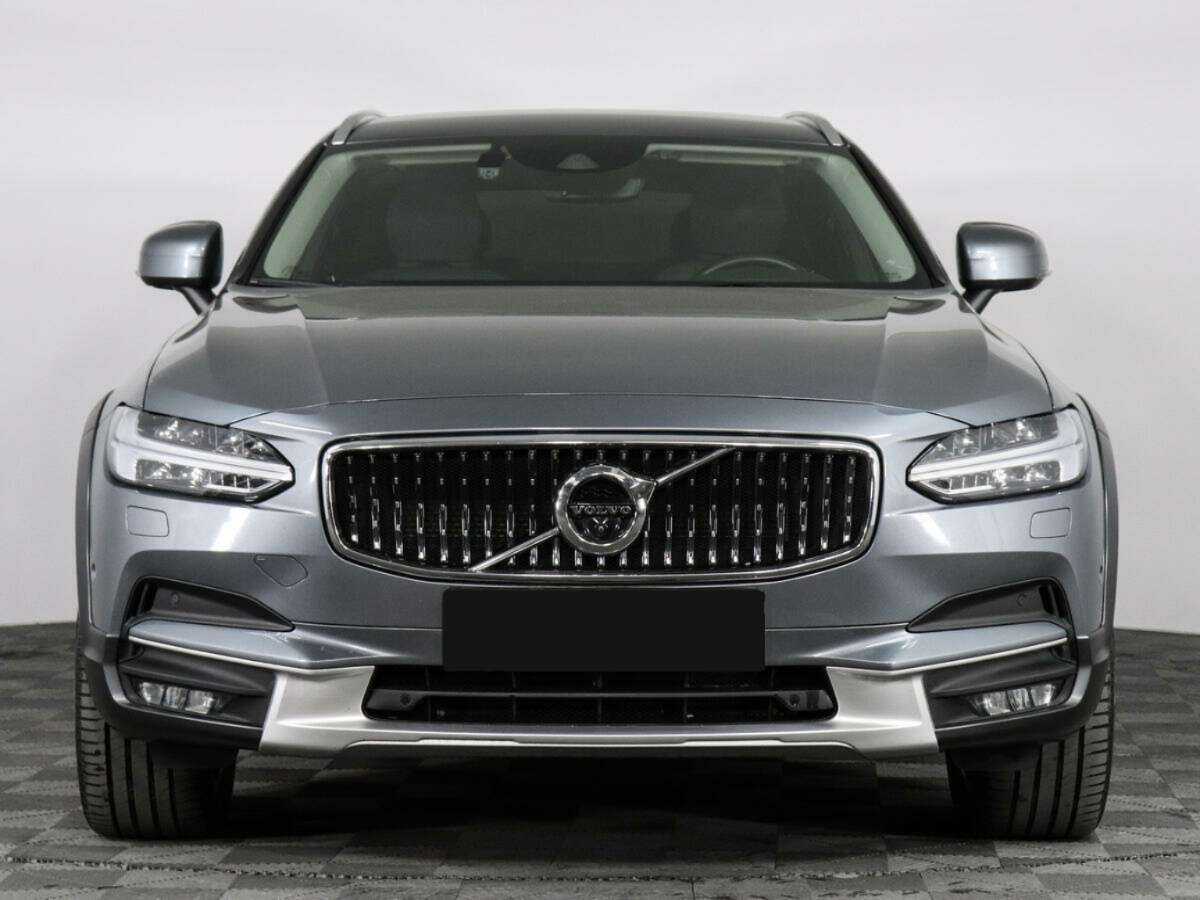 Volvo V90 Cross Country 2019 года с пробегом. Фото: #1