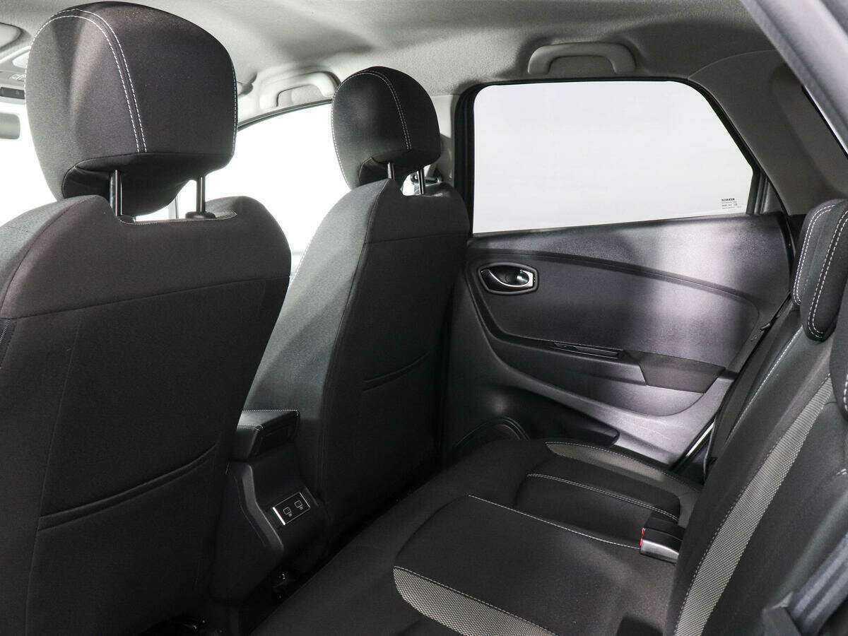 Б/У Рено Каптюр 2020 года. Фото: #10