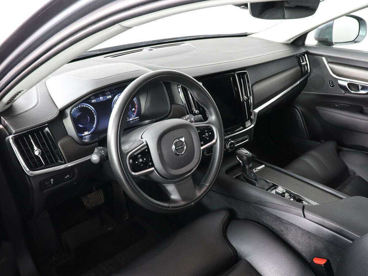 Volvo V90 Cross Country 2019 года с пробегом. Фото: #7