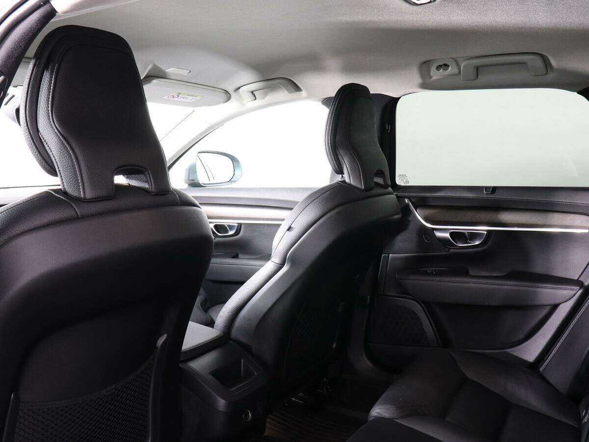 Volvo V90 Cross Country 2019 года с пробегом. Фото: #10