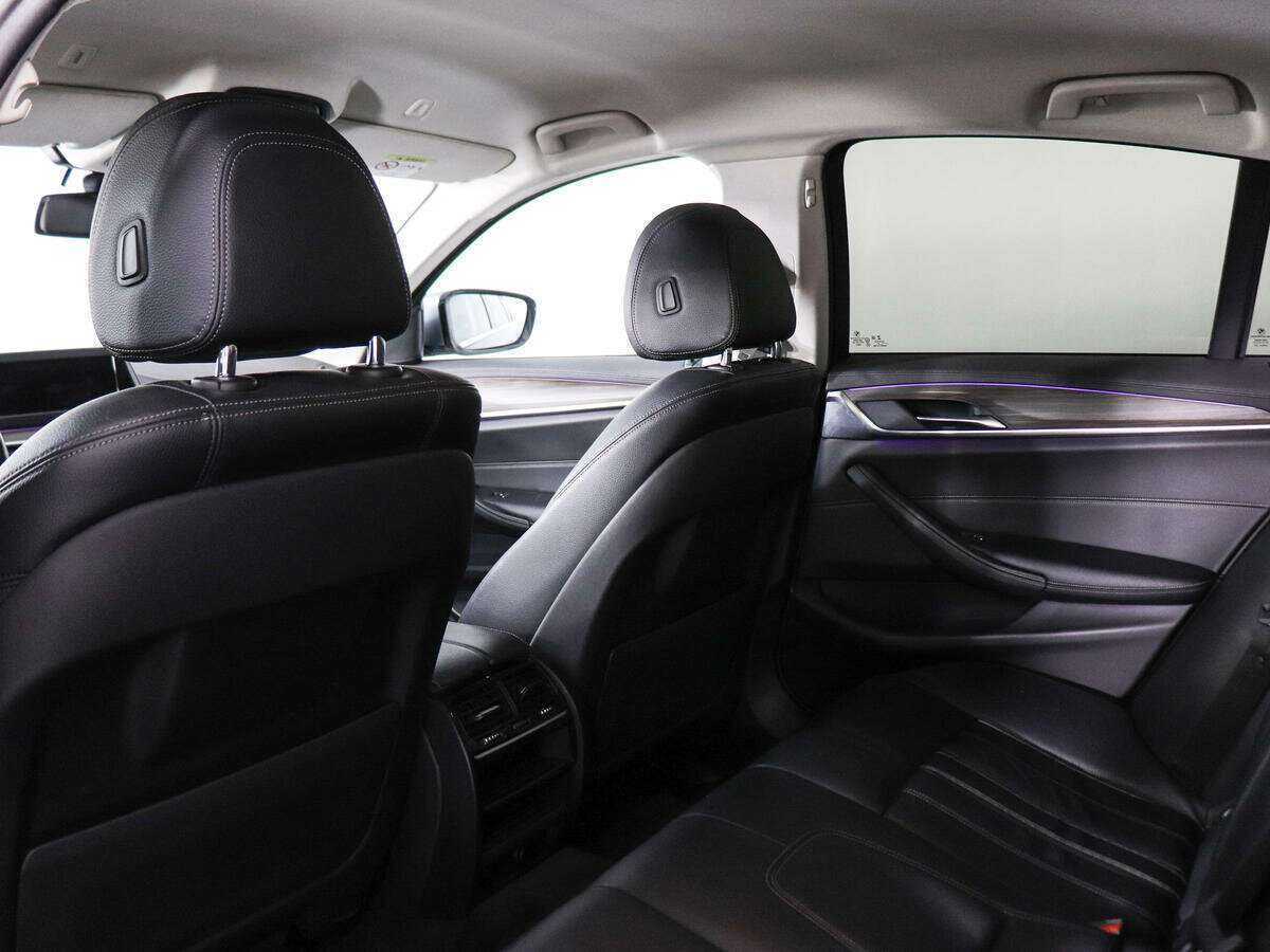 BMW 5 серии 2018 года с пробегом. Фото: #9