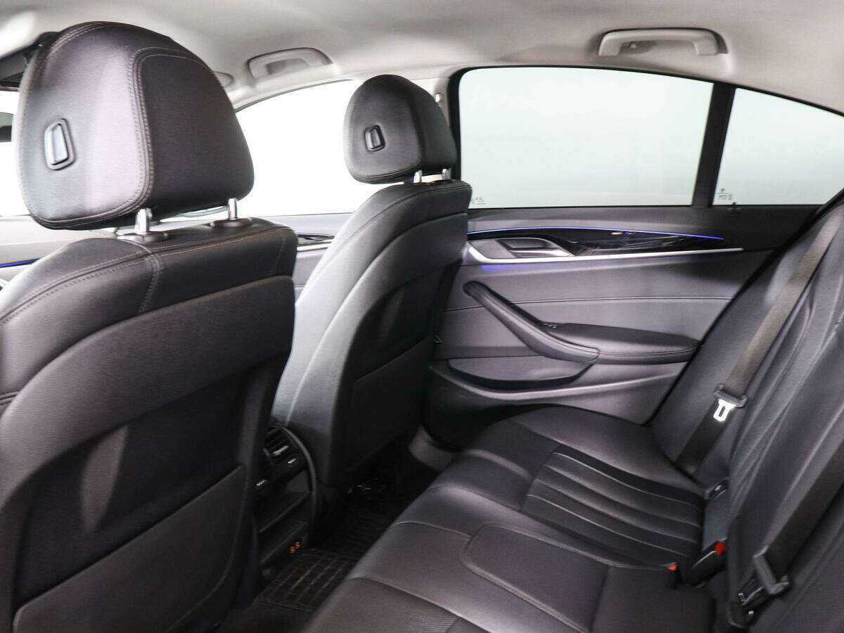 BMW 5 серии 2021 года с пробегом. Фото: #7