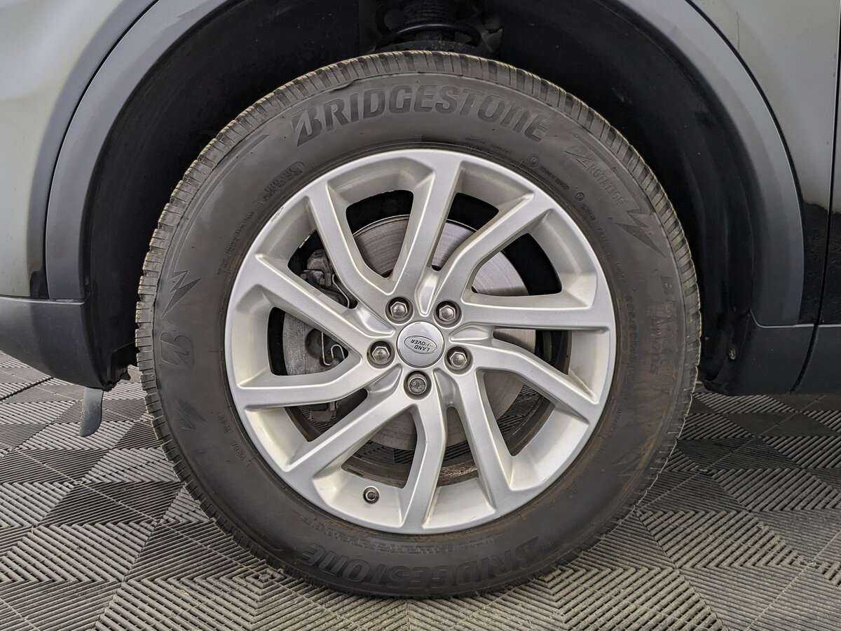 Land Rover Discovery Sport 2018 года с пробегом. Фото: #11