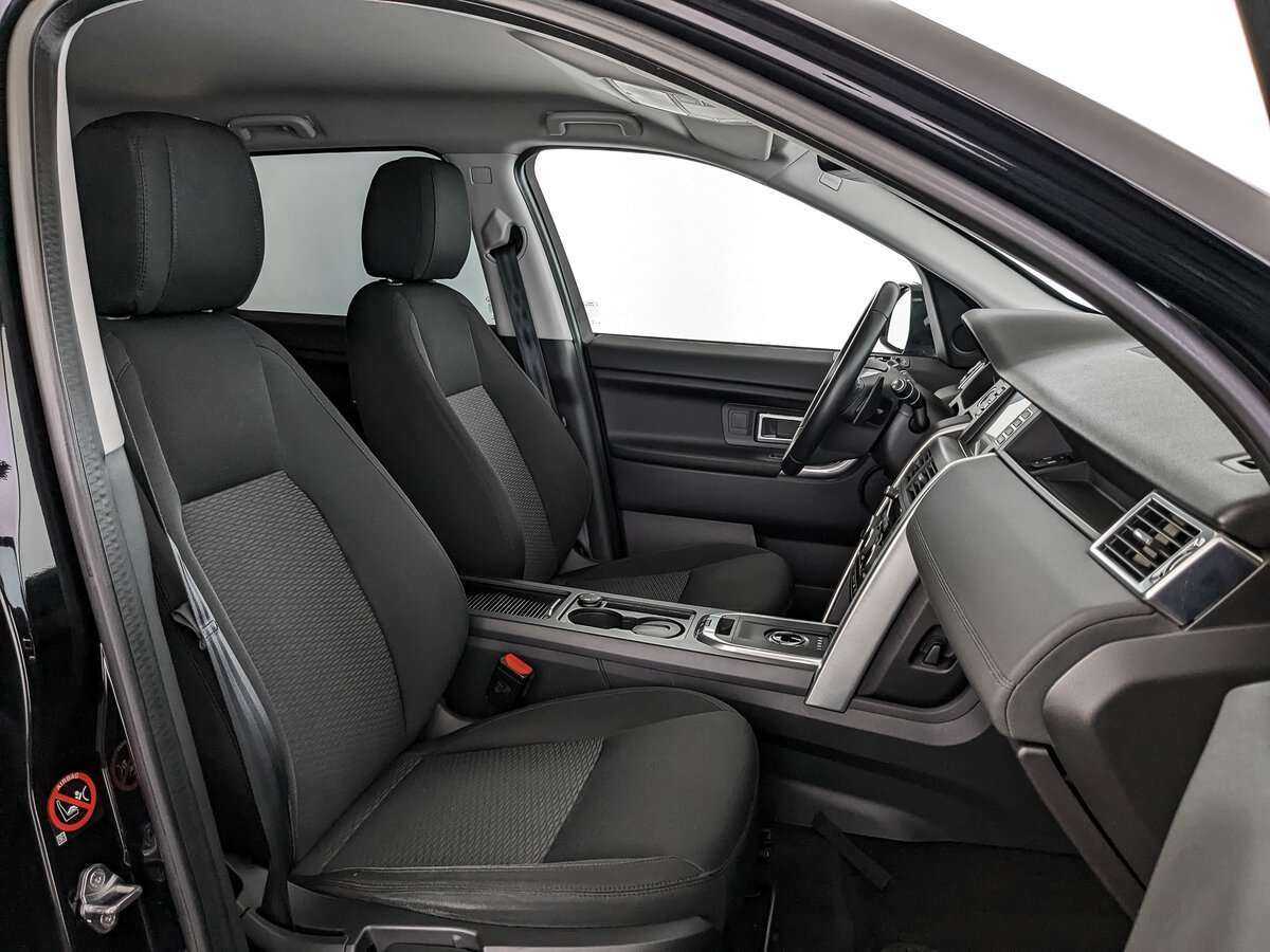 Land Rover Discovery Sport 2018 года с пробегом. Фото: #23